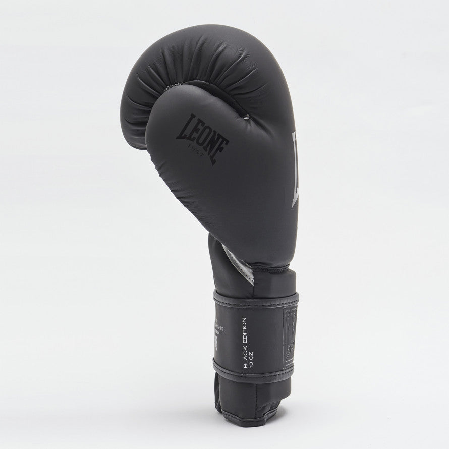 Leone B&amp;W Black Edition Boxing Gloves GN059 Black